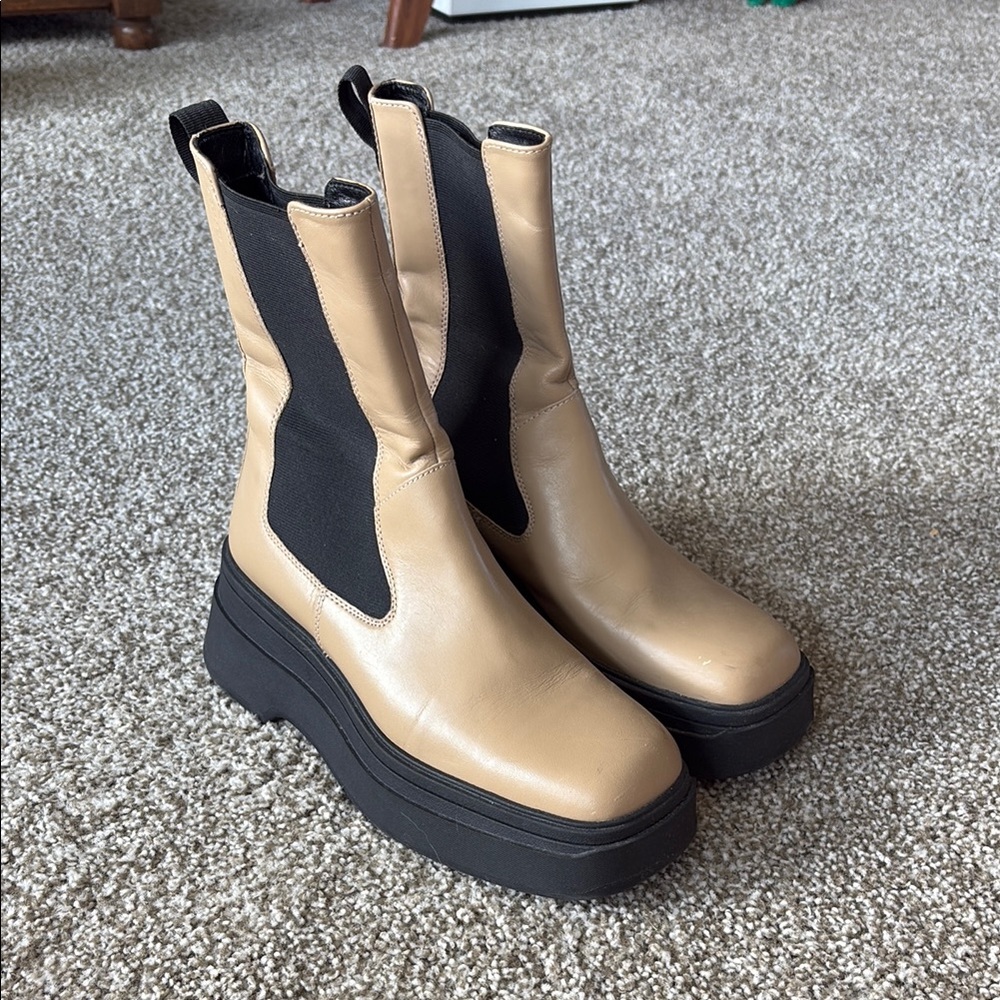 Vegabond Tan Platform Chelsea Boots